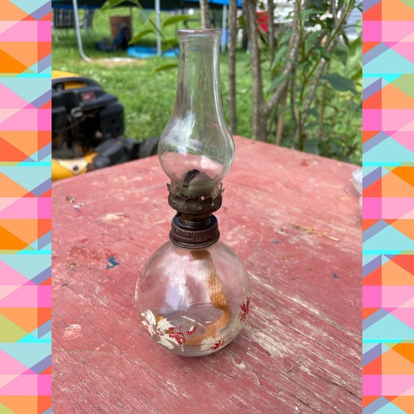 Vintage Glass Oil Lamp with Design - Picture 2 of 2
